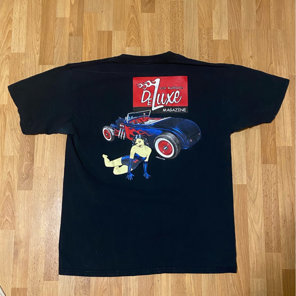 Vintage 2001 Deluxe Magazine T-Shirt 90’s 00’s